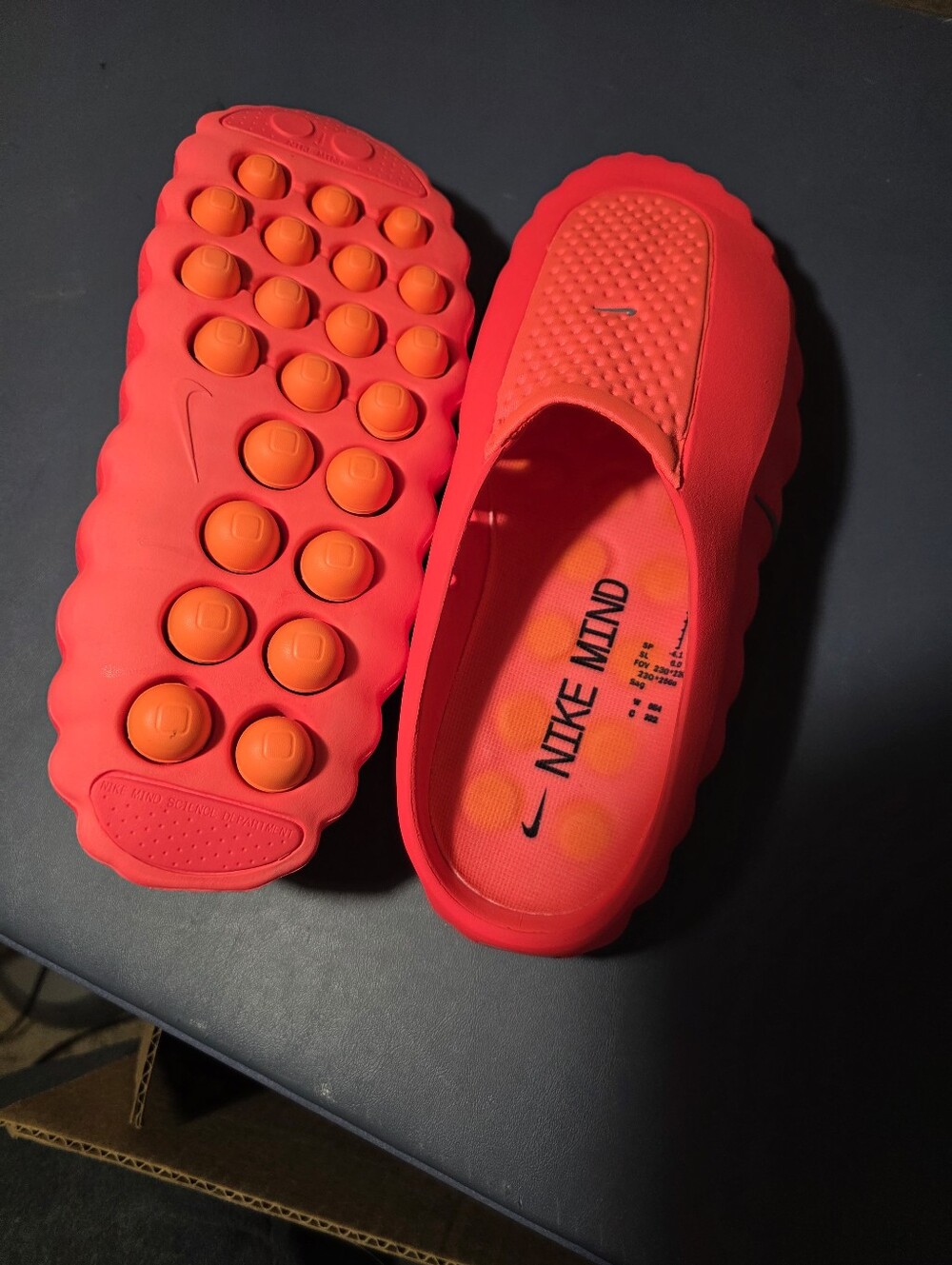 Nike Mind 001 Red Slip-On Perforated Clog Size 10m, New. - Picture 6 of 7